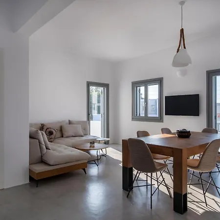 Parikia's Crossroad 3 Bedroom House Διαμέρισμα Πάρος