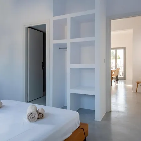 Apartment Parikia's Crossroad 3 Bedroom House Páros